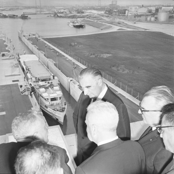 Inauguration du barrage de Pierre-Bénite (1967)