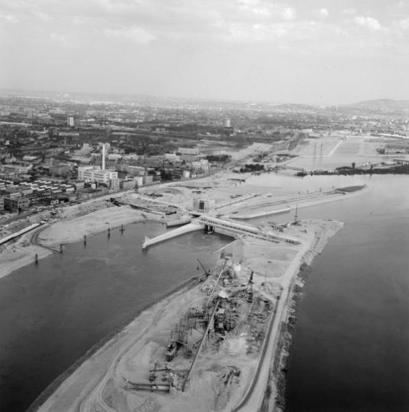 Inauguration du barrage de Pierre-Bénite (1967)